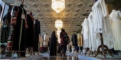 جشنواره مد و لباس ایرانی و فاصله شیرین!